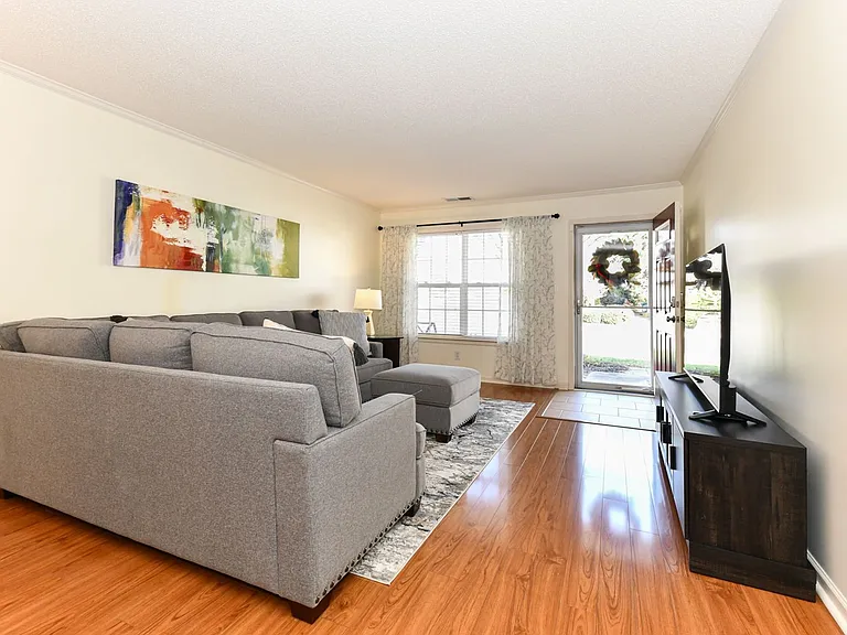 5625 Fellowship Dr — Photo 8