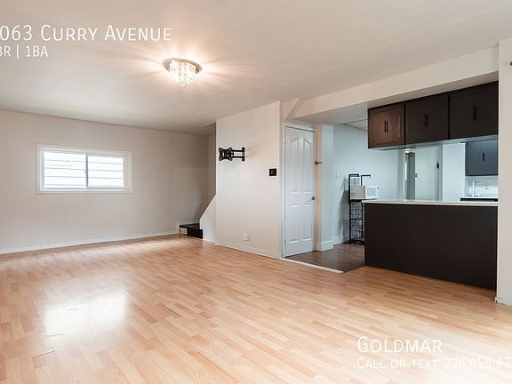 4th image of 1063 Curry Ave