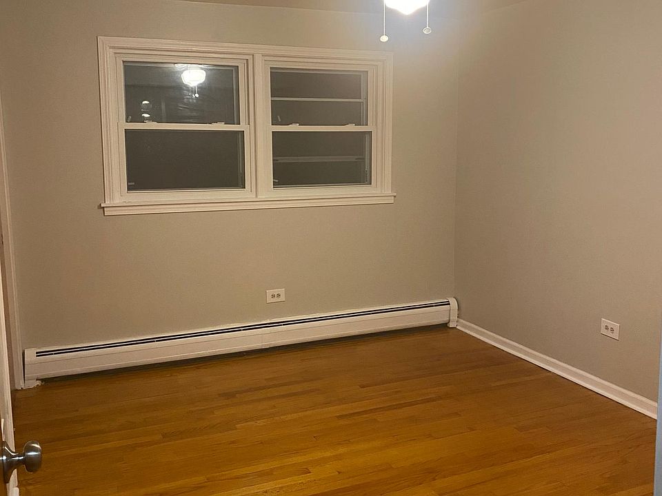 1st image of 5814 S Archer Ave S #2