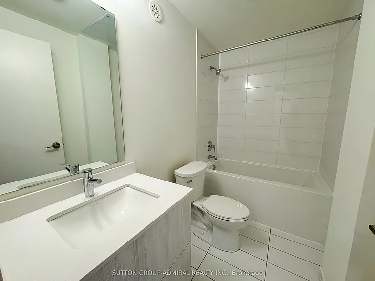 15 David Eyer Rd #1412 — Photo 9