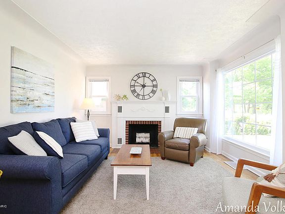 4th image of 3368 Ottawa Ave SW