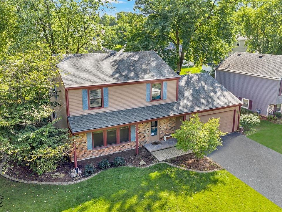 1st image of 500 Livingston Dr