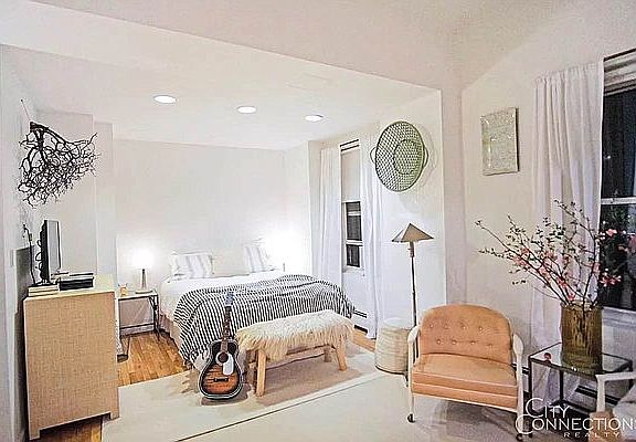 3rd image of 143 Avenue B APT 15A