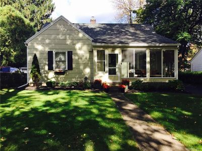 90 Lanark Cres, Rochester, NY, 14609