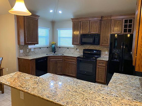 4th image of 3503 Breeder Ln