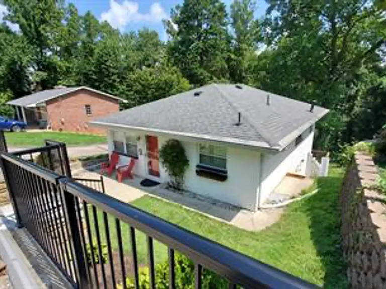 1730 Huber Rd — Photo 2