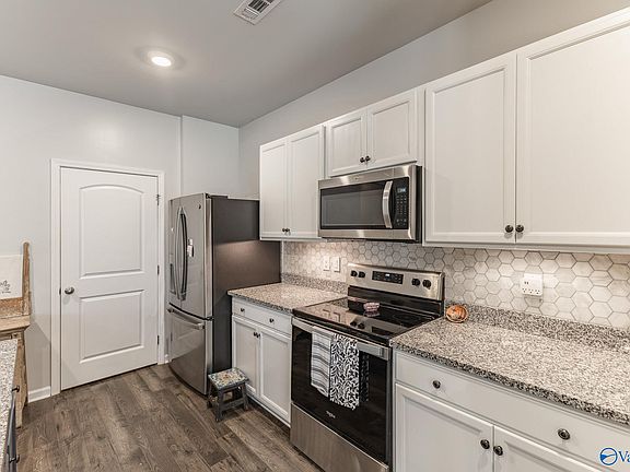 4th image of 112 Canonbury Dr