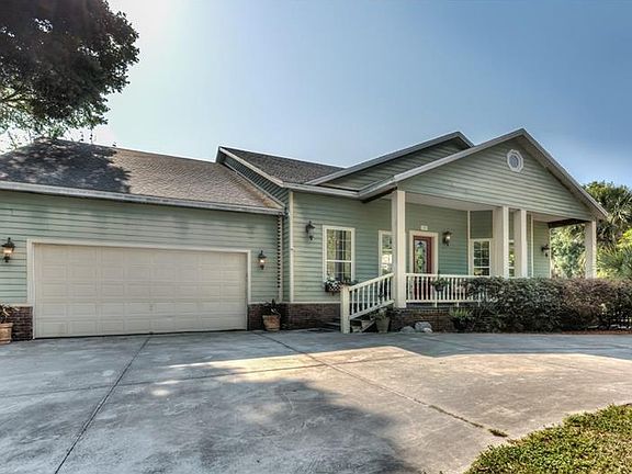 2nd image of 1005 Lake Nettie Dr