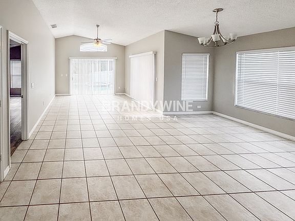 5th image of 251 Coralwood Ct