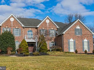 49 Southfield Dr, Belle Mead, NJ 08502