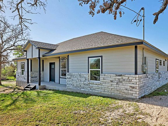 2nd image of 306 E Castleshoals Drive