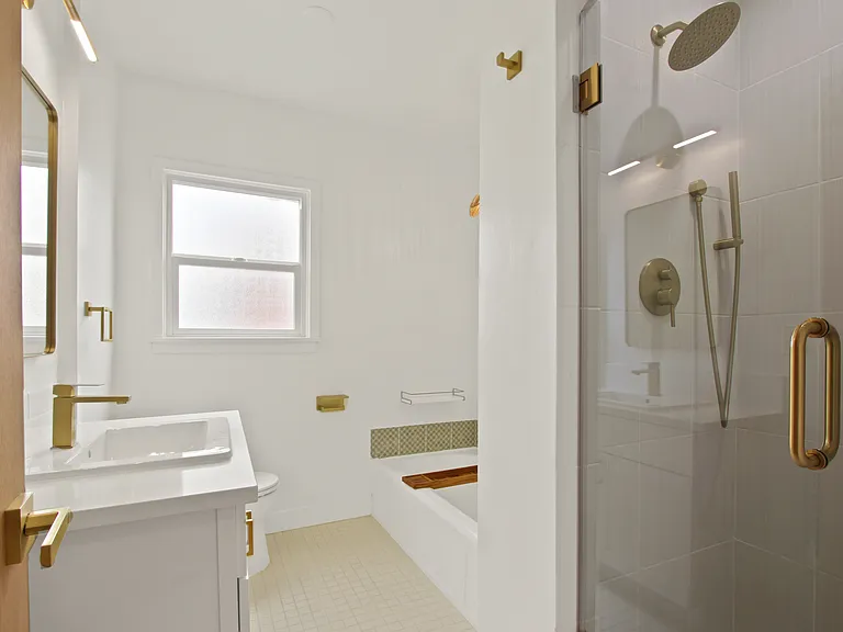 4920 1/2 W 20th St #4920-1/2 — Photo 10