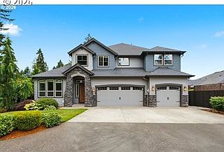 2nd image of 5212 NE 125th St