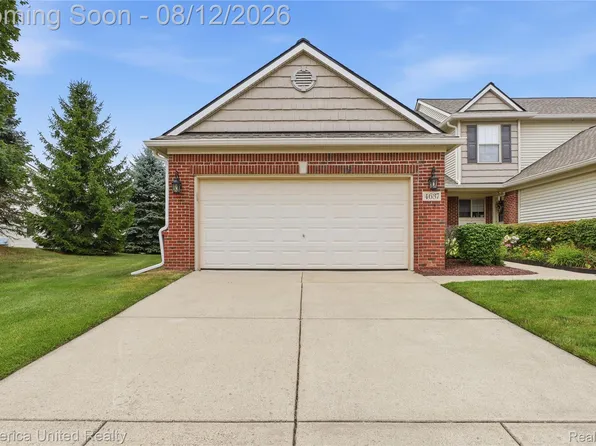 4637 Summer Ridge Dr, Howell, MI 48843