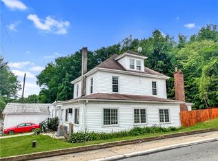 1081 Rose Point Harlansburg Rd, New Castle, PA 16101