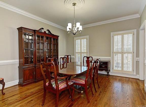 4th image of 10408 Oak Pond Cres