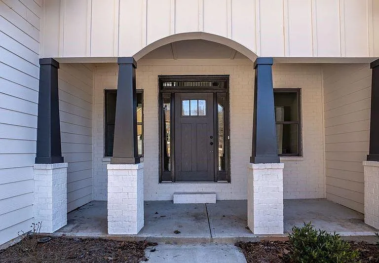 5714 Ridgewater Cir — Photo 3