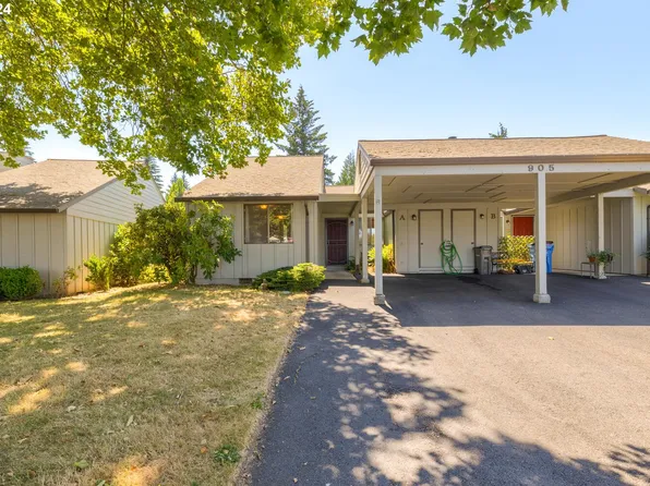 905 NW 133rd St APT A, Vancouver, WA 98685