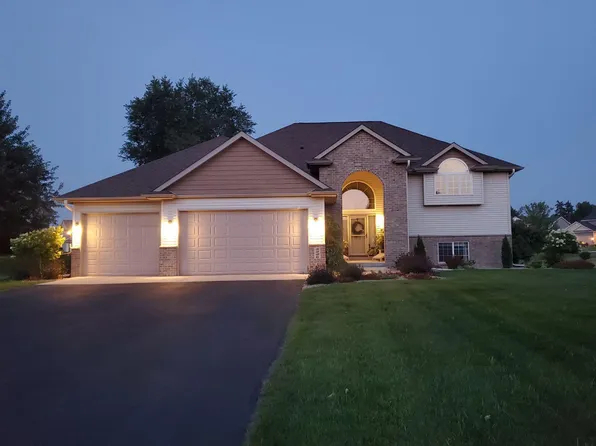 5226 Kali Ct NE, Albertville, MN 55301