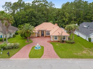 11984 Lake Fern Dr, Jacksonville, FL 32258