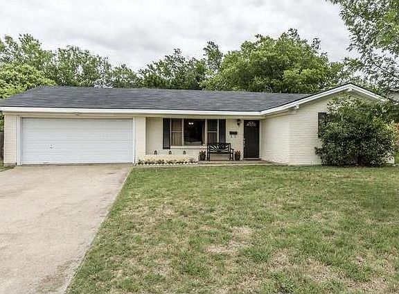 2nd image of 4412 Wedgmont Cir S