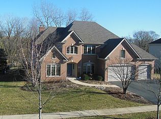 732 Fox Run Dr, Geneva, IL 60134