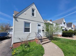 5138 Thomas St, Maple Heights, OH 44137