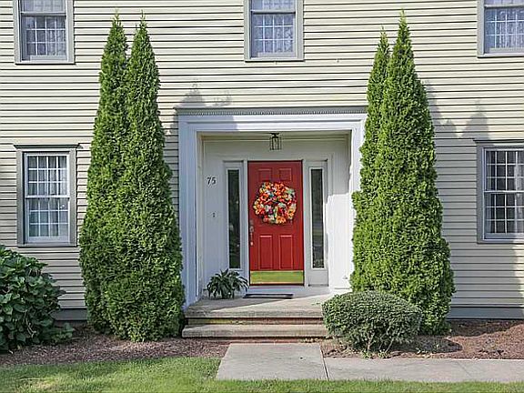 2nd image of 75 Kettle Pond Dr