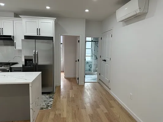 Rented by 18 REALTY | media 20