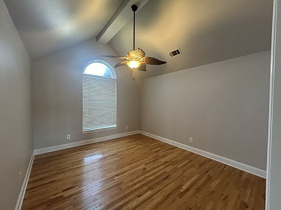 4th image of 4335 Georgia St