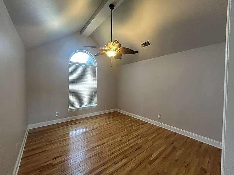 4335 Georgia St — Photo 4
