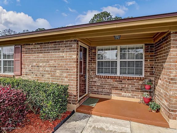 11016 Bacall Rd W Jacksonville-005-7-Fro