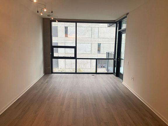 2nd image of 350 11th Ave Unit 527