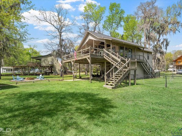 4120 Cypress Village Rd, Karnack, TX 75661