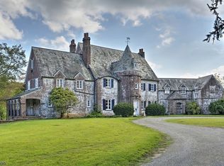 45 Tempe Wick Rd, Mendham, NJ 07945