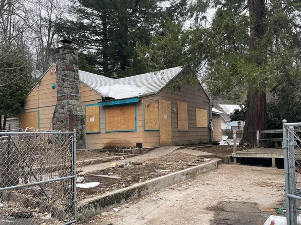 4428 Gleaves Ave, Dunsmuir, CA 96025