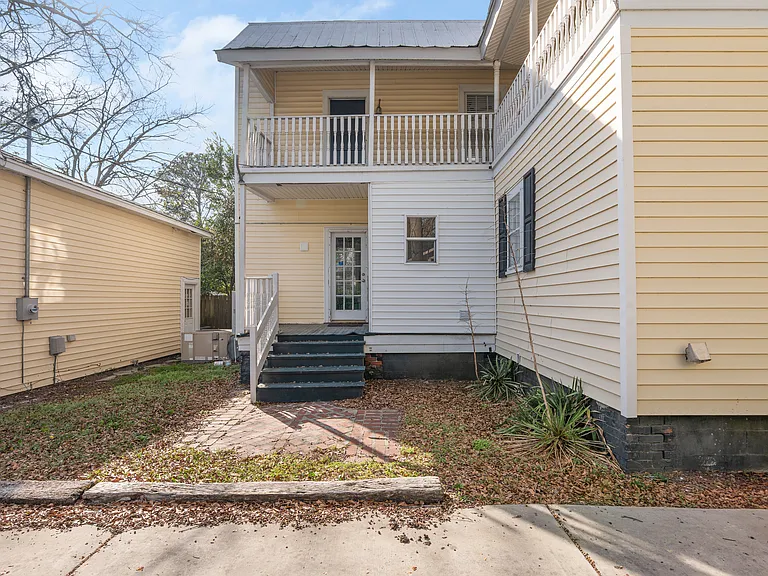 515 Center St — Photo 45