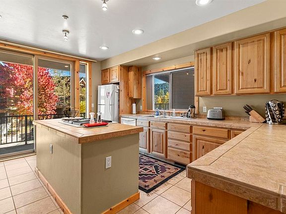 3rd image of 1295 Escalante Drive #8