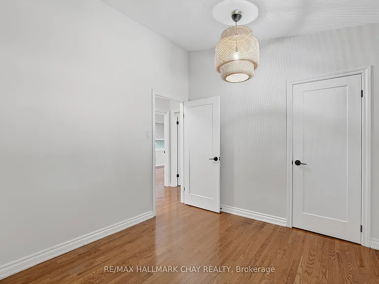80 Beaumonde Heights Dr #UPPER — Photo 29