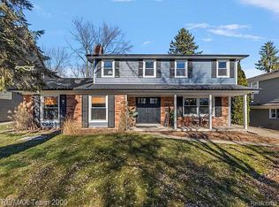 1462 Fairway Dr, Birmingham, MI 48009