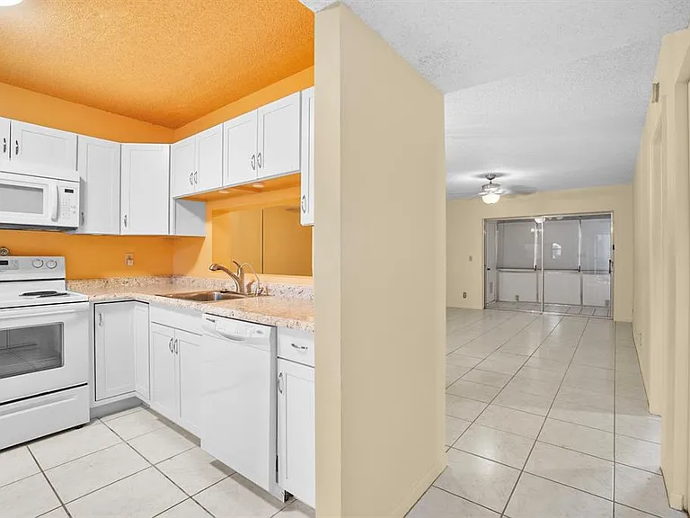 3071 Holiday Springs Blvd #102 — Photo 6