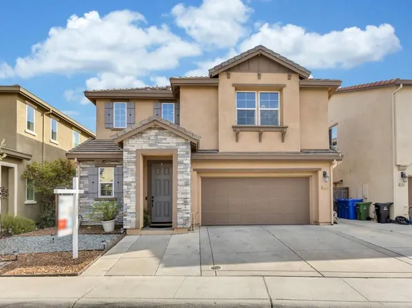 8464 Tropical Way, Elk Grove, CA 95757