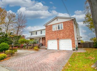 855 Ionia Ave, Staten Island, NY
