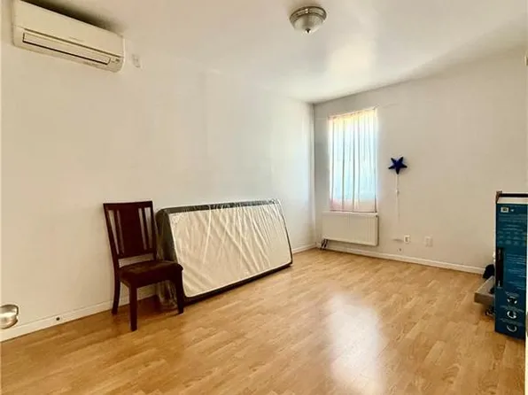 185 Bay 11 St, Brooklyn, NY 11228
