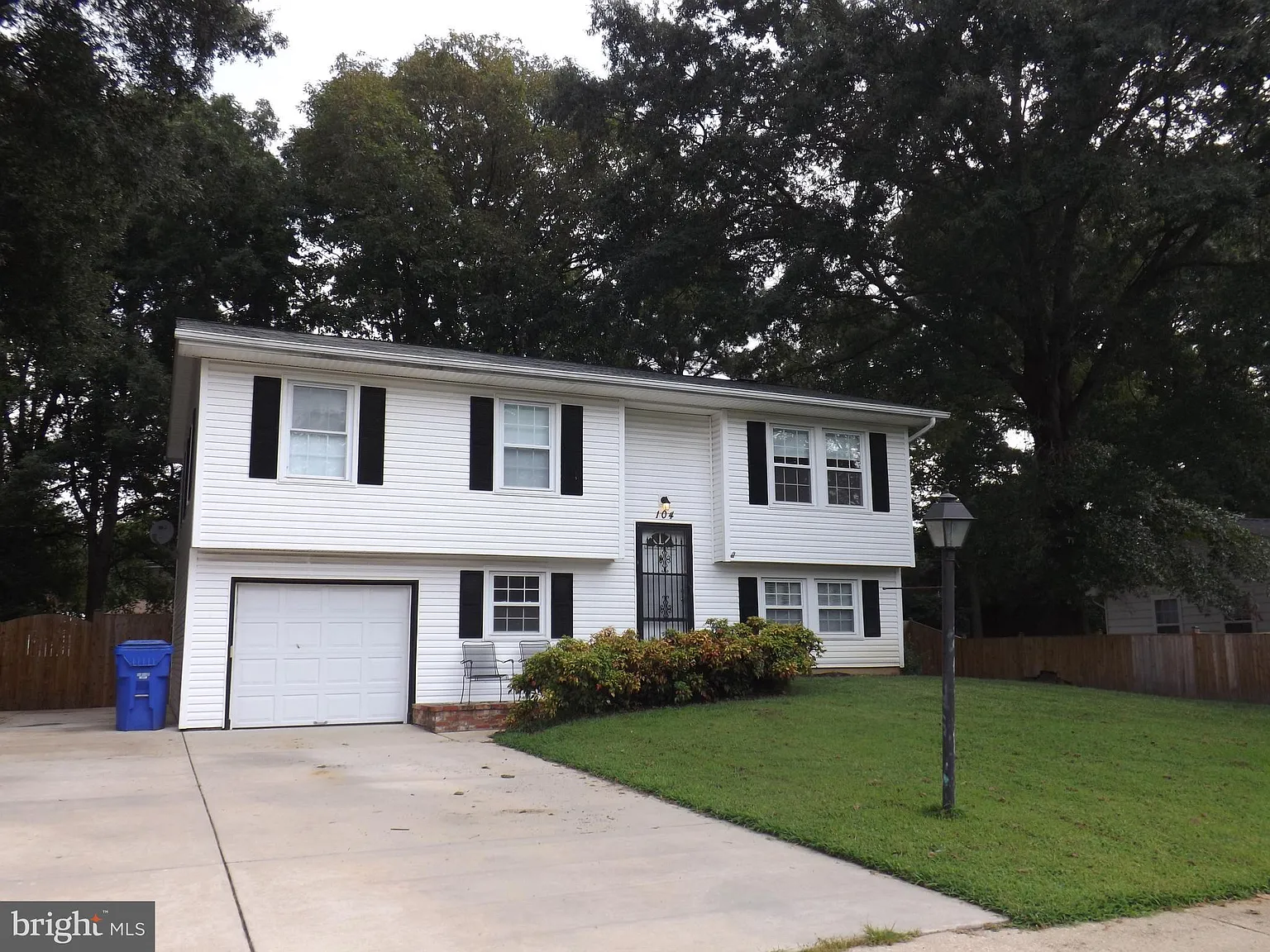 104 Sherman Rd photo 1