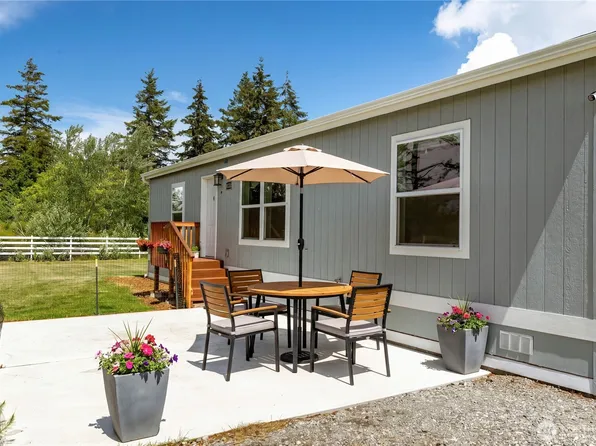28510 SR 20, Oak Harbor, WA 98277