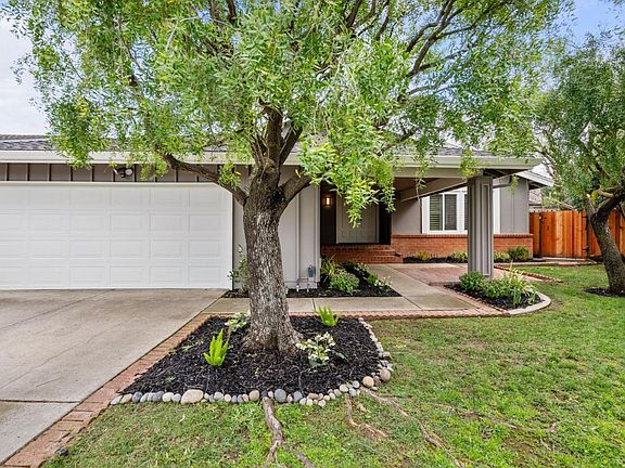 4th image of 826 Figwood Ct