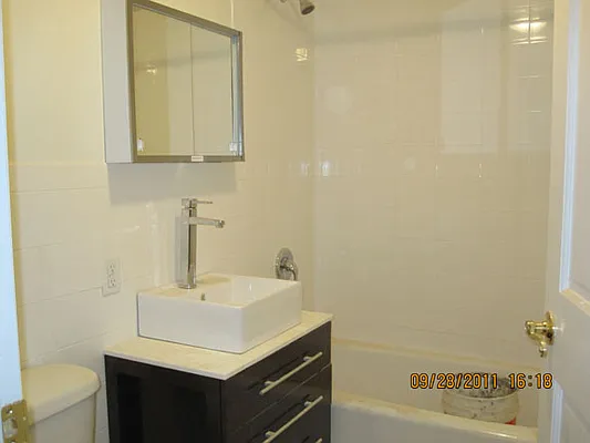 Rented by 4 Corners Realty, LLC | media 8