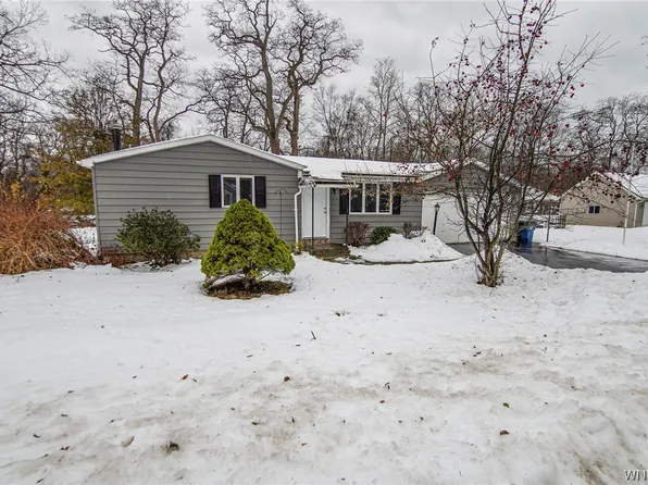 1027 Eden Evans Center Rd, Angola, NY 14006