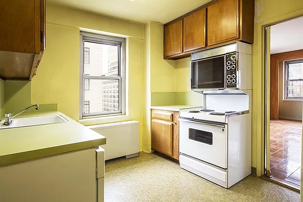 Sold by Compass | media 15